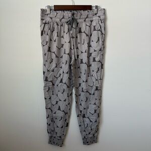 Aerie Gray Hearts Joggers Size Medium